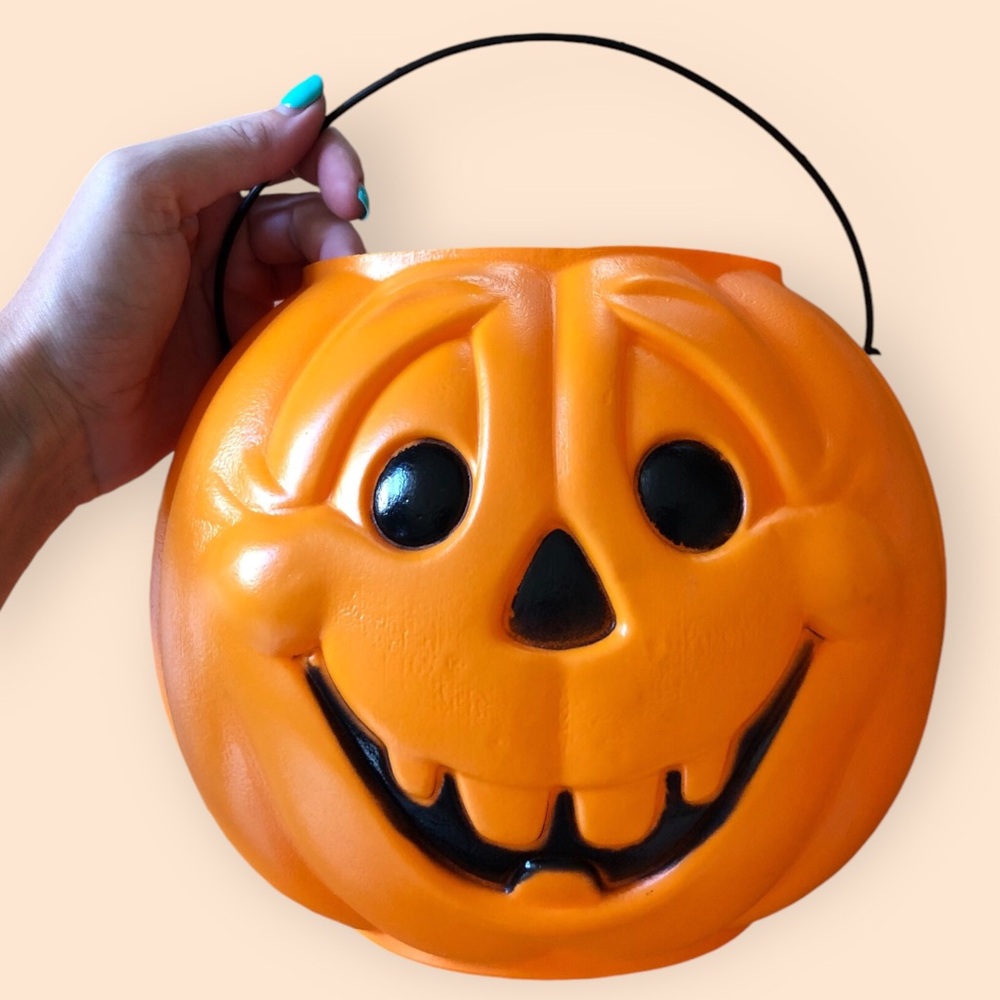 Vintage General Foam Plastic Jack-O-Lantern Candy Bucket Blow Mold Halloween